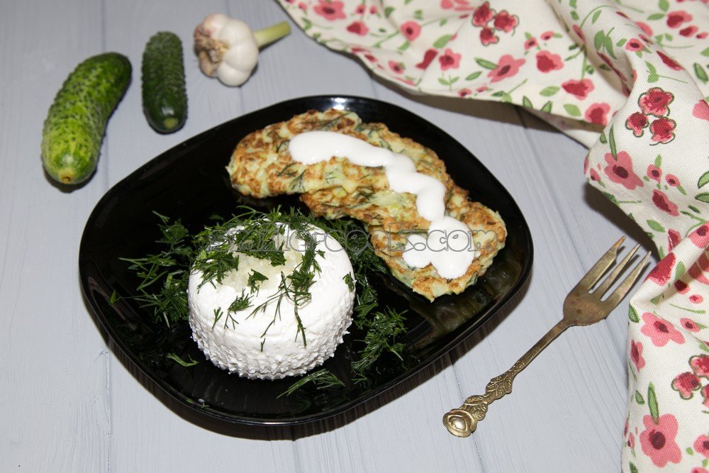 закуска из творога и чеснока
