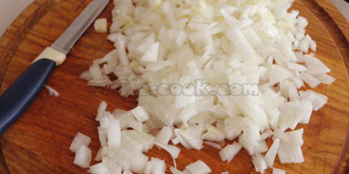 finely chop onions