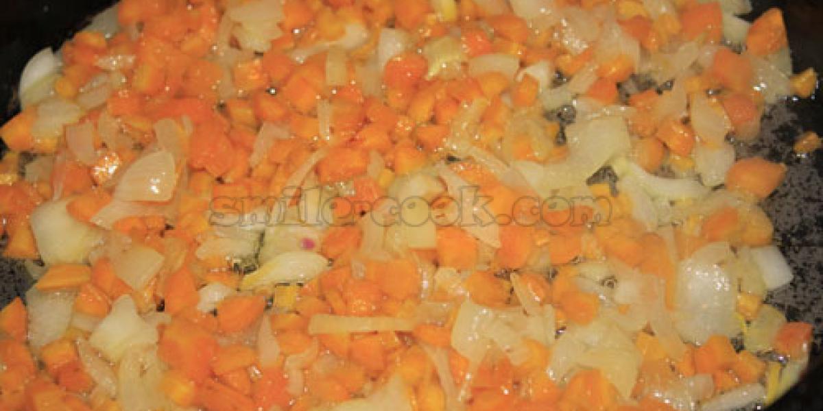 onion and carrot stir-fry