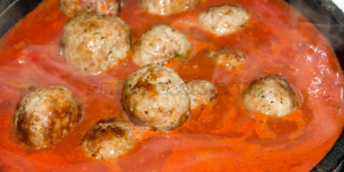 meatballs in sauce