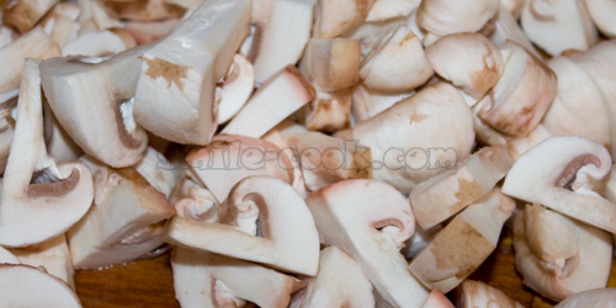 sliced mushrooms