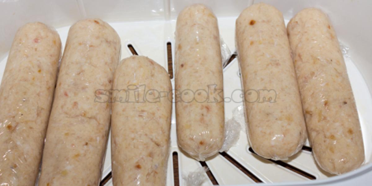 fish sausages in steamer