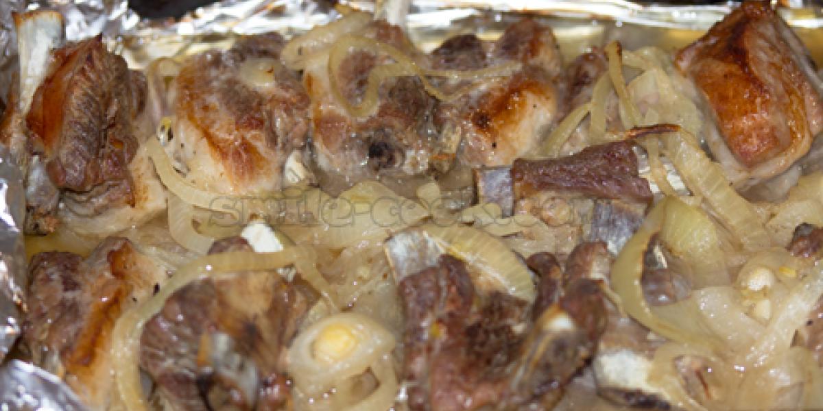 pork ribs with onions