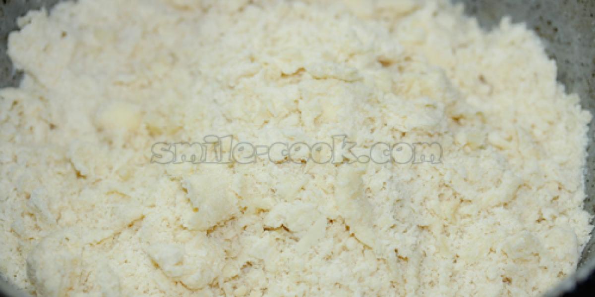 flour crumble