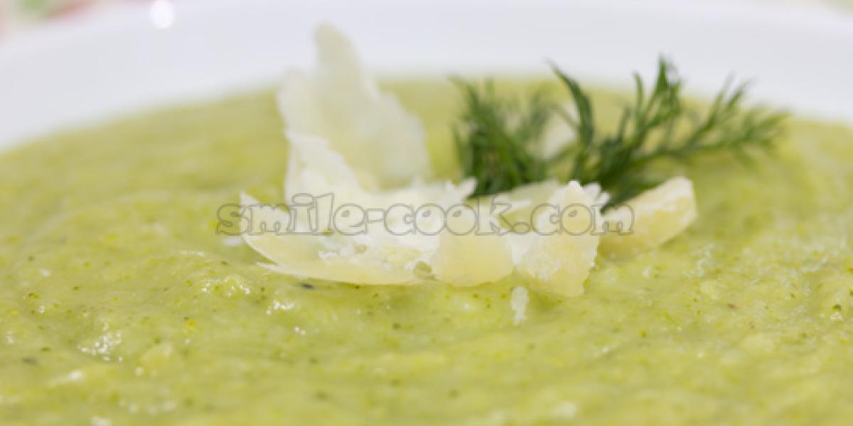 broccoli puree soup with parmesan