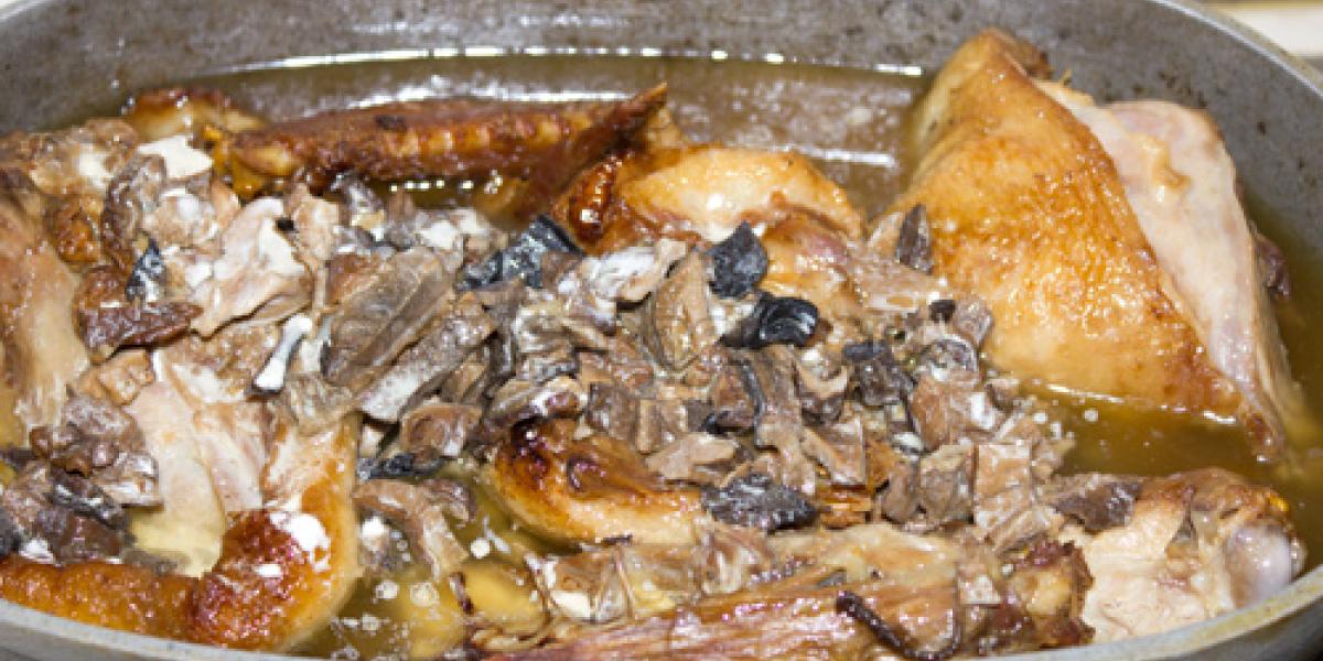 duck braised with dried mushrooms