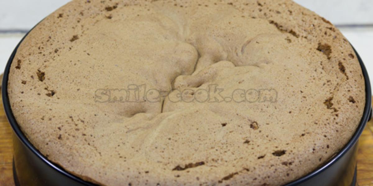 baked biscuit in mold