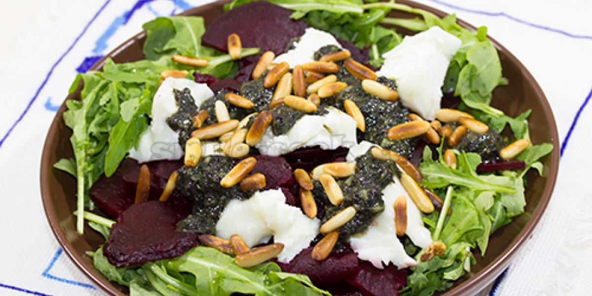 beet salad with goat cheese