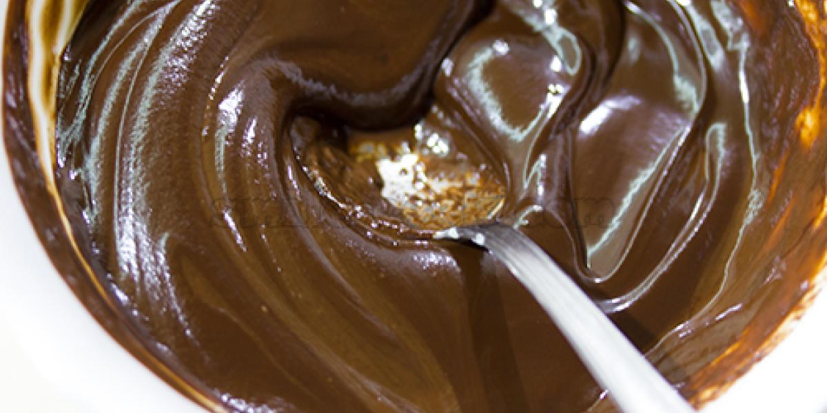 chocolate frosting