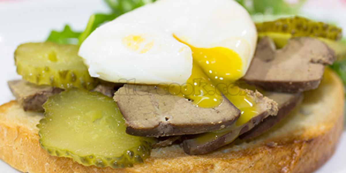 liver and poached egg sandwich