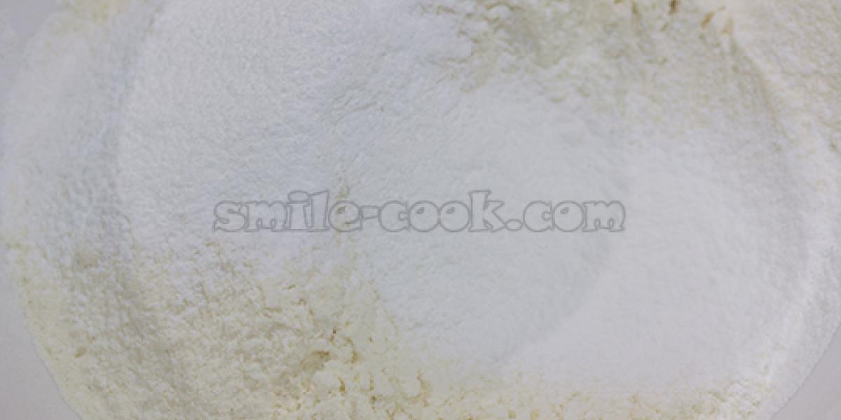 flour and leavening agent