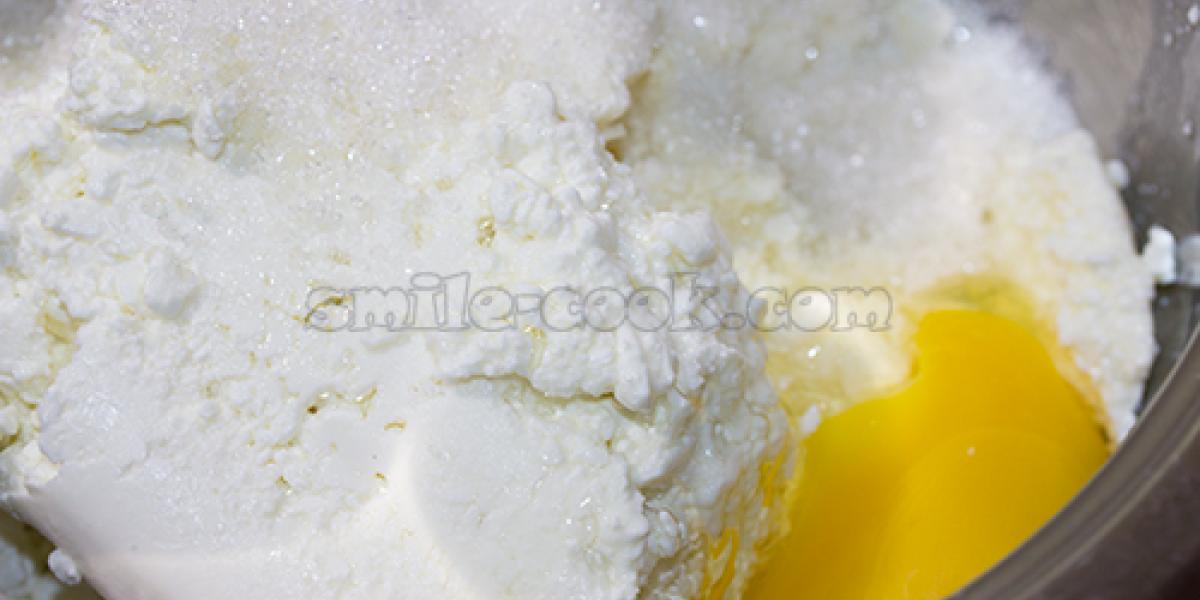 cottage cheese, eggs and sugar