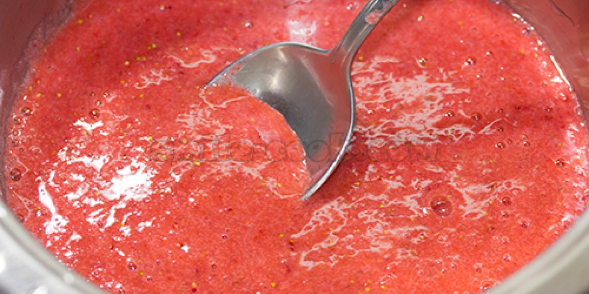 strawberry puree