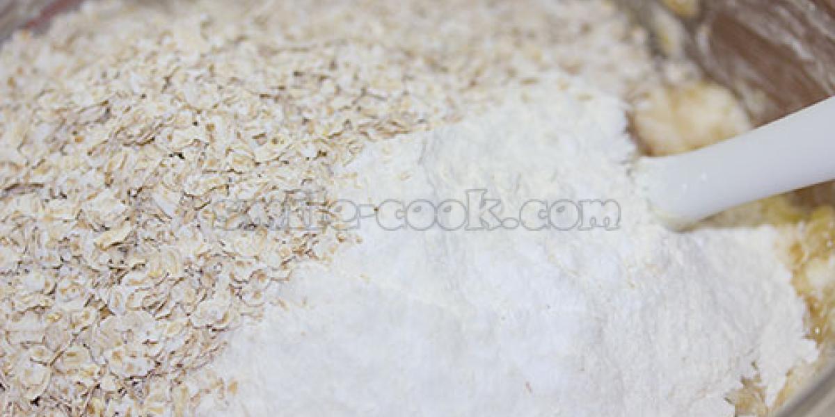 flour and oatmeal dough