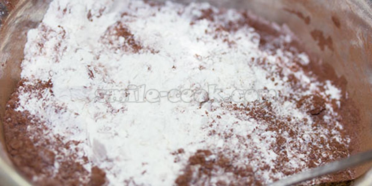 flour and cocoa